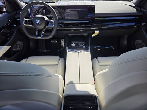 Used 2026 BMW 530i w/ M Sport Package image 13