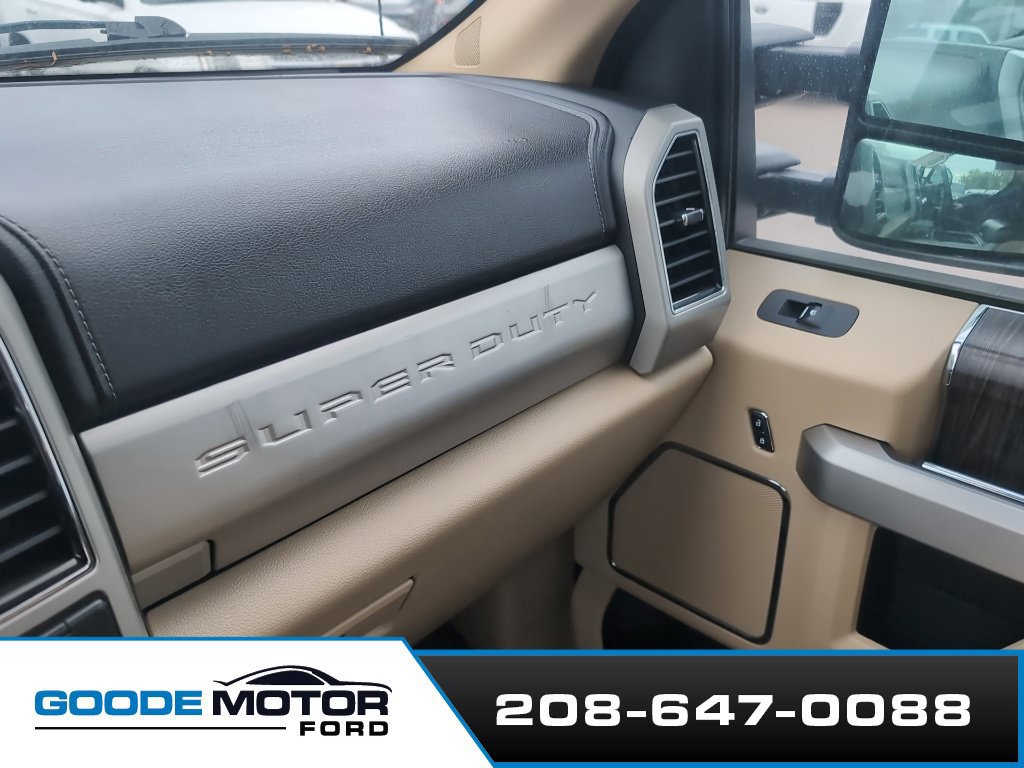Used 2021 Ford F350 Lariat w/ Lariat Ultimate Package AWD/4WD image 15