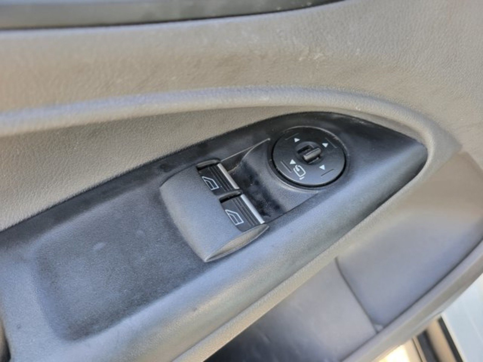 Used 2022 Ford Transit Connect XL FWD image 12