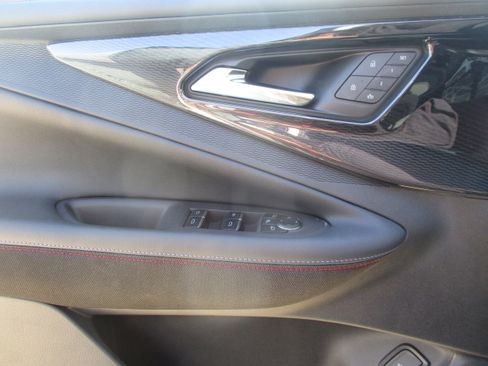 Used 2024 Chevrolet Blazer EV RS AWD/4WD image 29