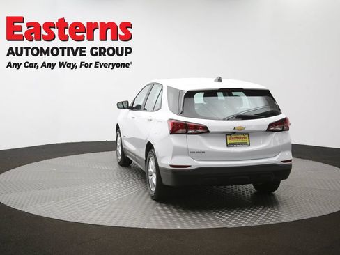 Used 2022 Chevrolet Equinox LS FWD image 64