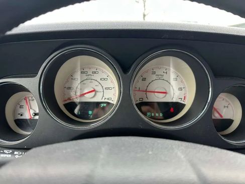 Used 2013 Dodge Challenger SXT Plus image 28