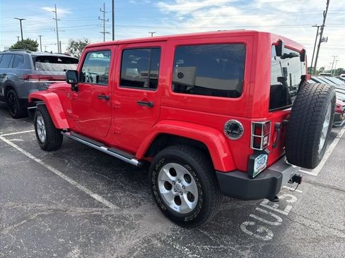Used 2013 Jeep Wrangler Unlimited Sahara w/ Mopar Chrome Edition Group AWD/4WD image 6