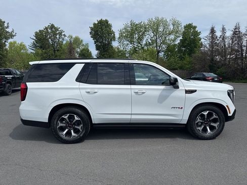 New 2026 GMC Yukon AT4 Ultimate w/ LPO, Floor Liner Package AWD/4WD image 8