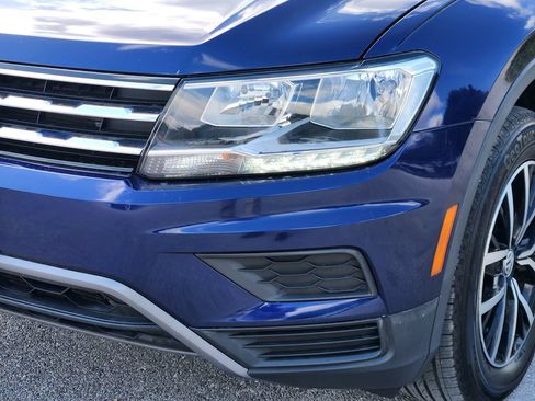 Used 2021 Volkswagen Tiguan SE w/ Panoramic Sunroof Package AWD/4WD image 6