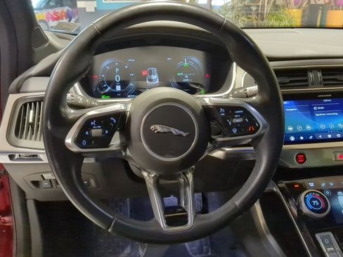 Used 2020 Jaguar I-PACE SE image 2
