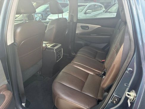 Used 2015 Nissan Murano SL w/ SL Technology Package FWD image 3