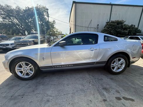 Used 2011 Ford Mustang Coupe w/ Security Pkg image 4
