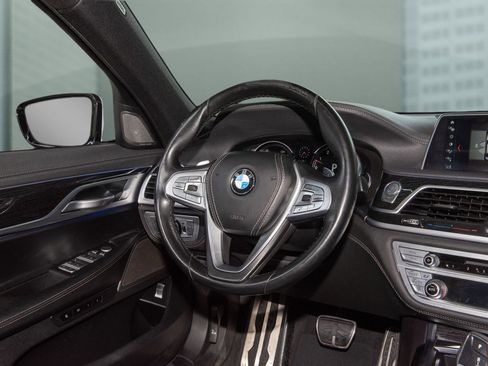 Used 2019 BMW 740i w/ M Sport Package image 16