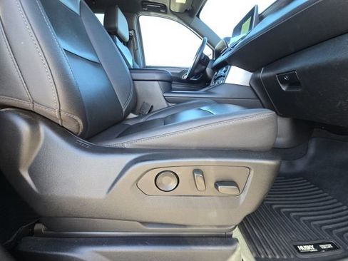 Used 2022 Chevrolet Suburban Z71 w/ Z71 Off-Road Package image 20