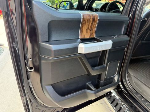 Used 2019 Ford F150 Lariat AWD/4WD image 14