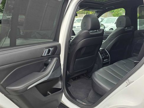 Used 2022 BMW X5 xDrive40i AWD/4WD image 15