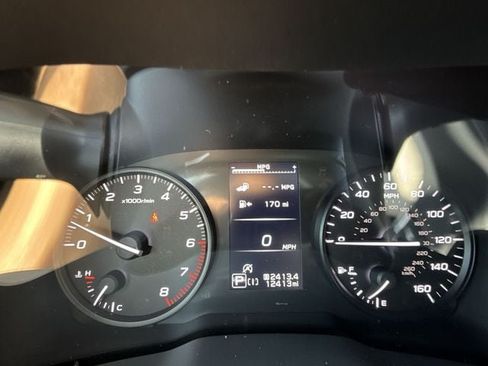 Used 2025 Subaru Forester AWD/4WD image 15