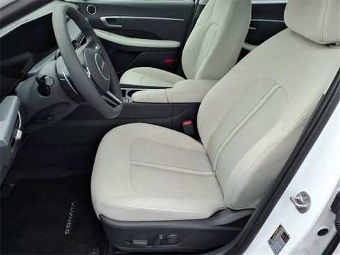 Used 2025 Hyundai Sonata SEL image 15