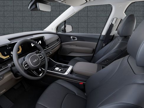 New 2025 Kia Carnival EX image 17