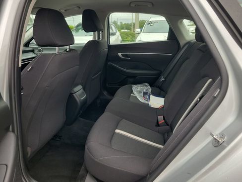 Used 2025 Hyundai Sonata SEL FWD image 9