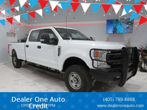 Used 2022 Ford F250 XL w/ Power Equipment Group AWD/4WD image 1