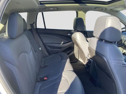 Used 2019 Buick Envision Premium w/ Driver Confidence Package AWD/4WD image 31