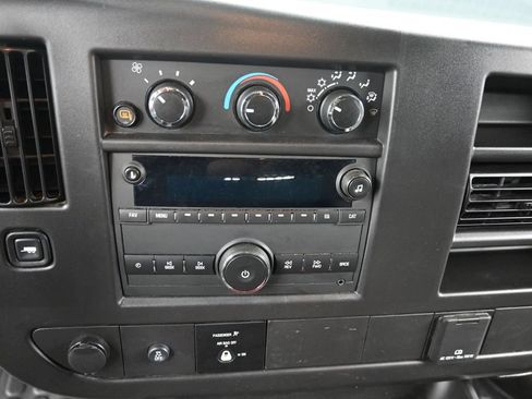 Used 2024 GMC Savana 2500 w/ Driver Convenience Package RWD image 14