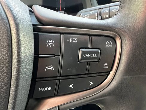 Used 2025 Lexus UX 300h FWD w/ Accessory Package (Z2) image 36