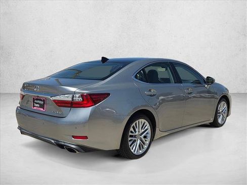 Used 2016 Lexus ES 350 FWD image 5