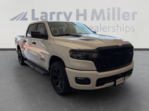 New 2026 RAM 1500 Express AWD/4WD image 7