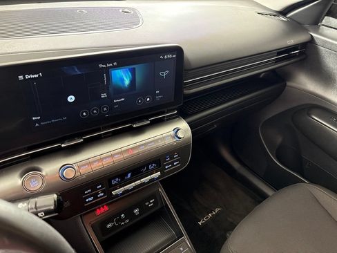 Used 2024 Hyundai Kona SEL FWD image 29
