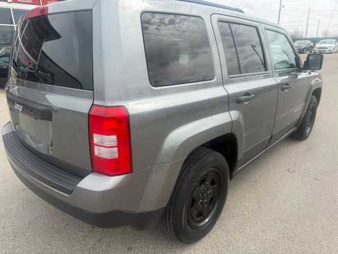 Used 2014 Jeep Patriot Sport image 8