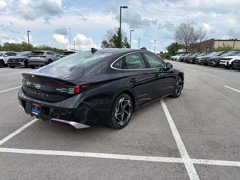New 2026 Hyundai Sonata SEL FWD image 5