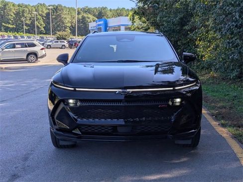 New 2025 Chevrolet Equinox EV RS image 6