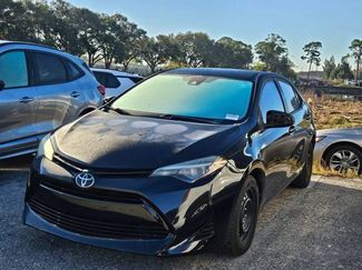 Used 2017 Toyota Corolla LE video 1