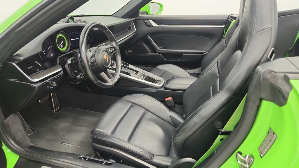 Used 2020 Porsche 911 Carrera S RWD image 30