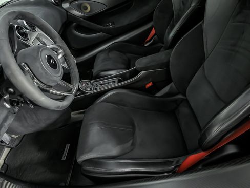 Used 2019 McLaren 600LT image 24