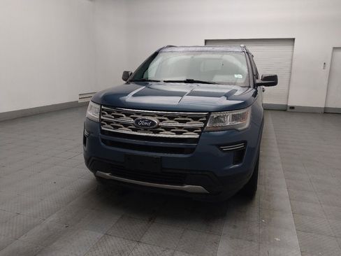 Used 2018 Ford Explorer XLT AWD/4WD image 15