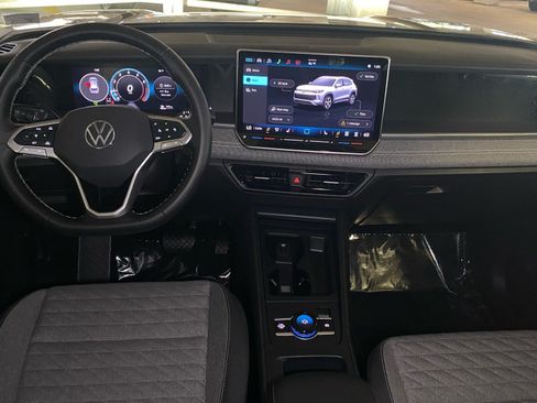 Used 2026 Volkswagen Tiguan S FWD image 11