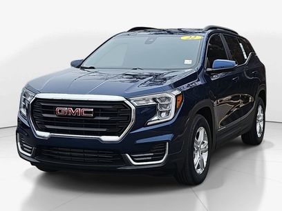 Used 2022 GMC Terrain SLE w/ Driver Convenience Package
