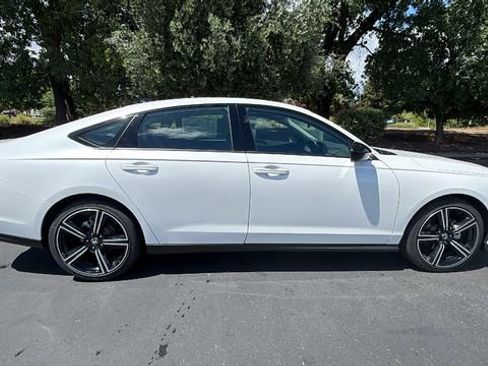 New 2026 Honda Accord SE image 3