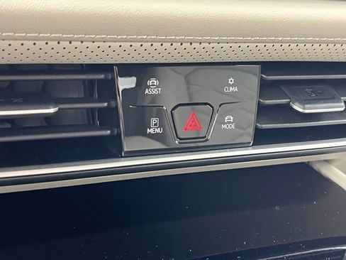 New 2026 Volkswagen Atlas SE AWD/4WD image 40