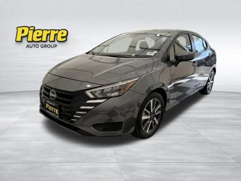 Used 2025 Nissan Versa SV FWD image 1