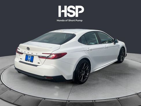 Used 2025 Toyota Camry SE w/ Multimedia Upgrade Package FWD image 5