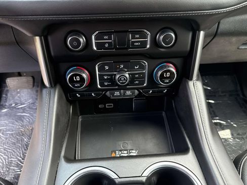 Used 2024 Chevrolet Tahoe LT RWD image 28