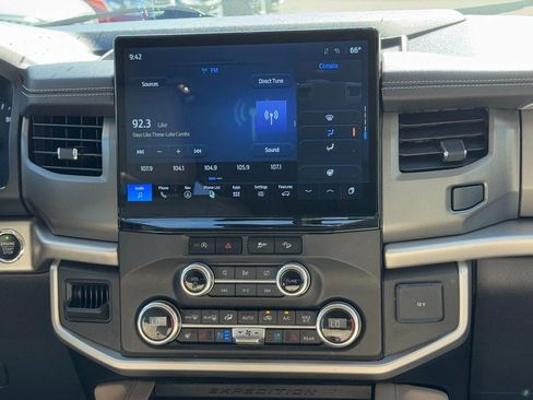 Used 2024 Ford Expedition Max XLT AWD/4WD image 14