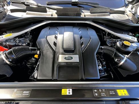 Certified 2023 Land Rover Range Rover SE AWD/4WD image 10