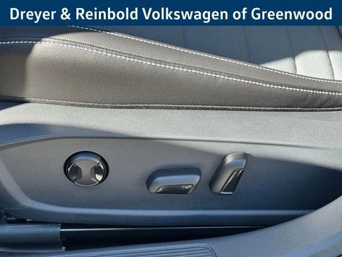 New 2026 Volkswagen Jetta SE image 29