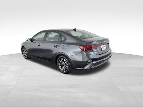 Certified 2024 Kia Forte LXS w/ LXS Technology Package FWD image 9