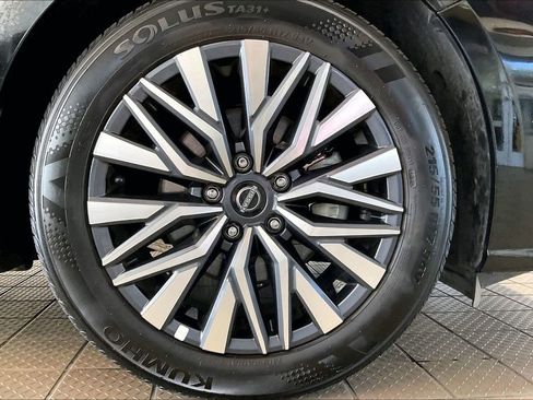 Used 2025 Nissan Altima 2.5 SV image 34