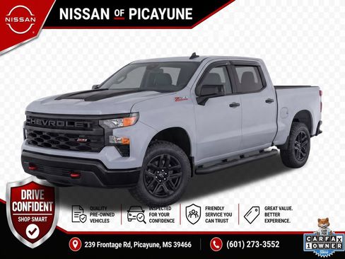 Used 2025 Chevrolet Silverado 1500 Custom Trail Boss w/ LPO, Dark Essentials Package AWD/4WD image 1