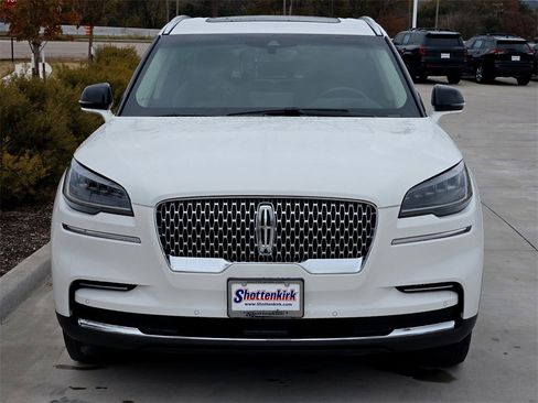 Used 2024 Lincoln Aviator Reserve image 8