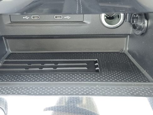 New 2026 Volkswagen Taos SE FWD image 13