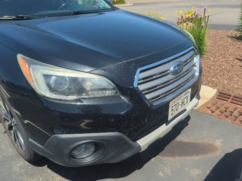 Used 2015 Subaru Outback 2.5i Limited AWD/4WD image 8